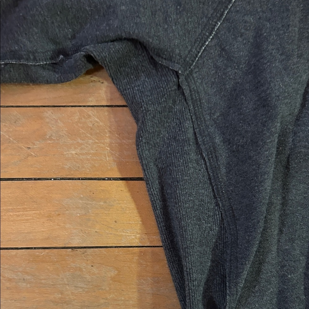 EUC Buffalo NY Sabres Crewneck Sweater - Charcoal - Picture 7 of 9